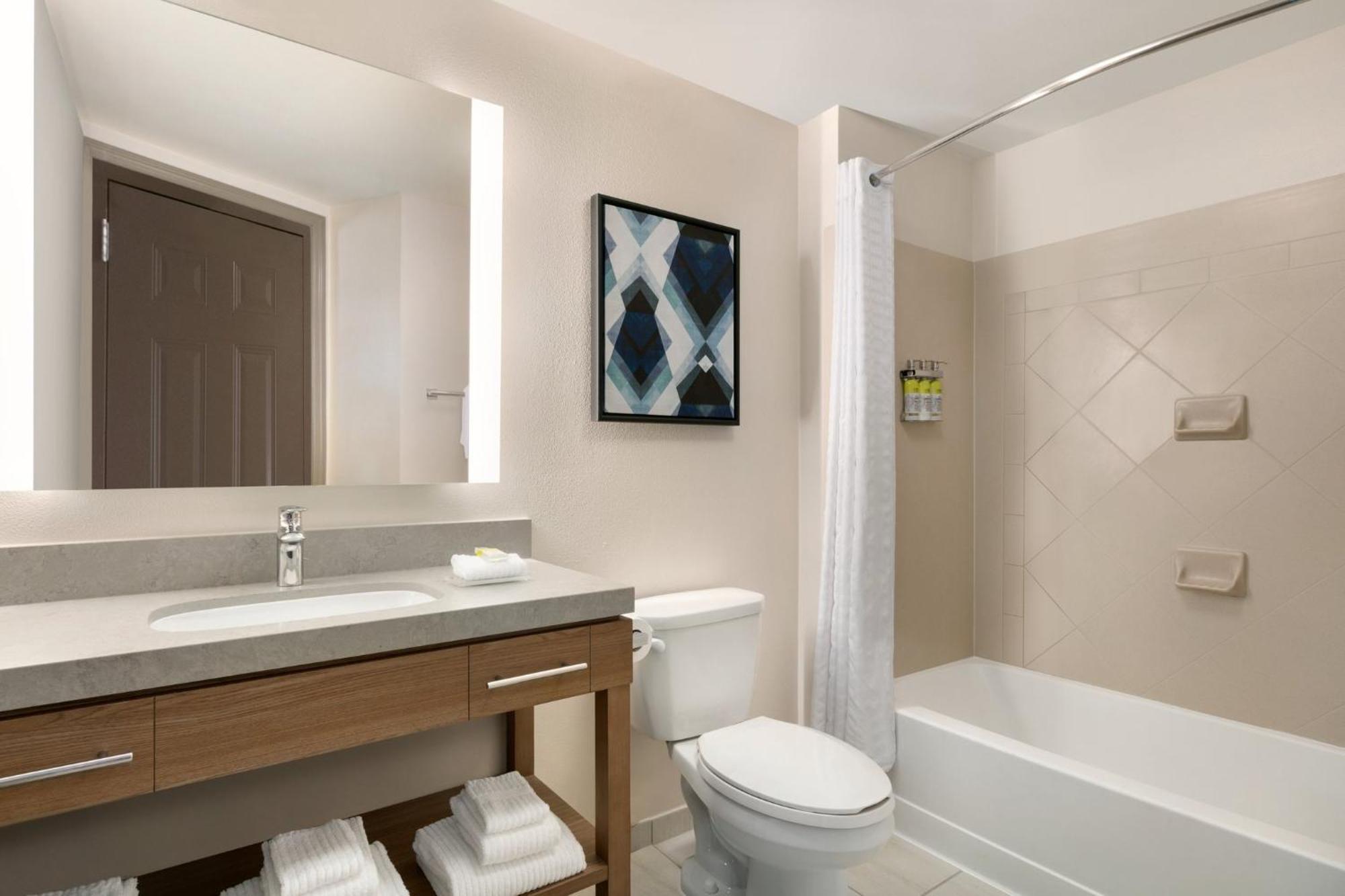 Candlewood By Ihg