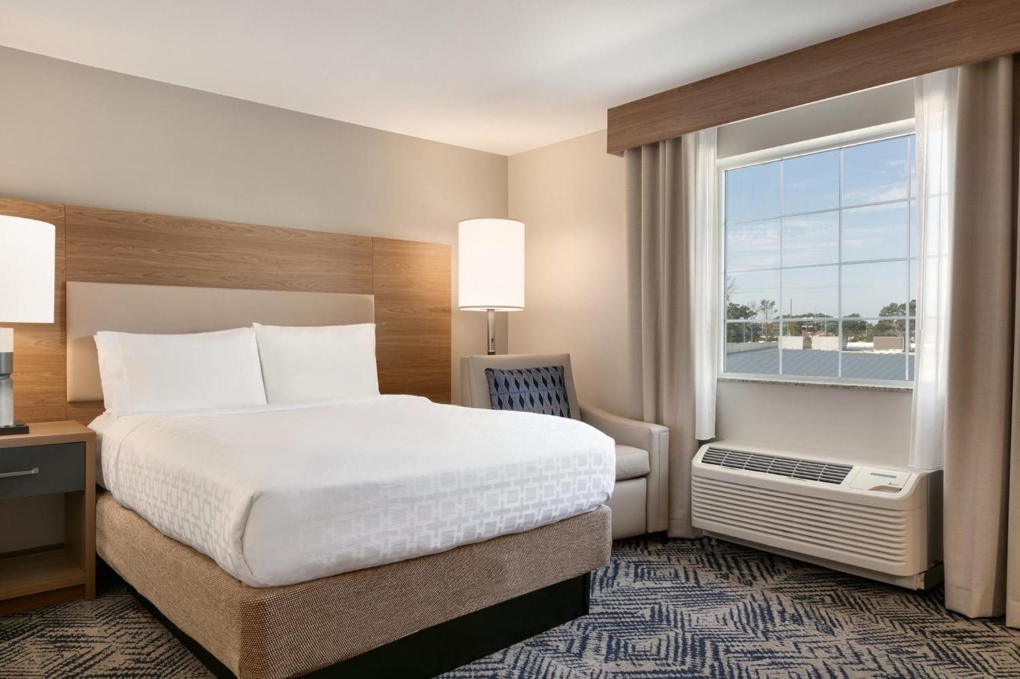 Hotel Candlewood By Ihg 2*