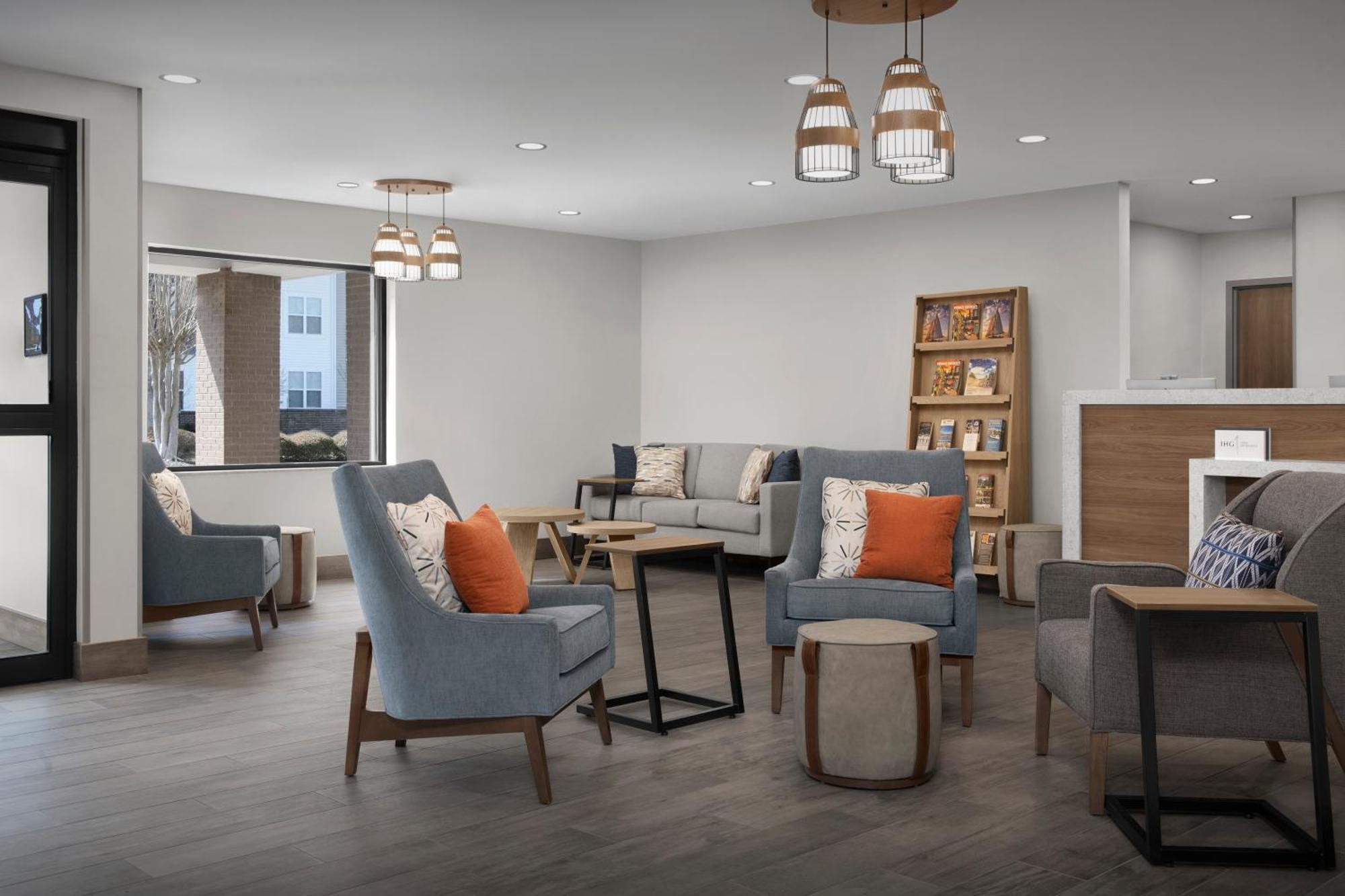 Candlewood By Ihg 2*